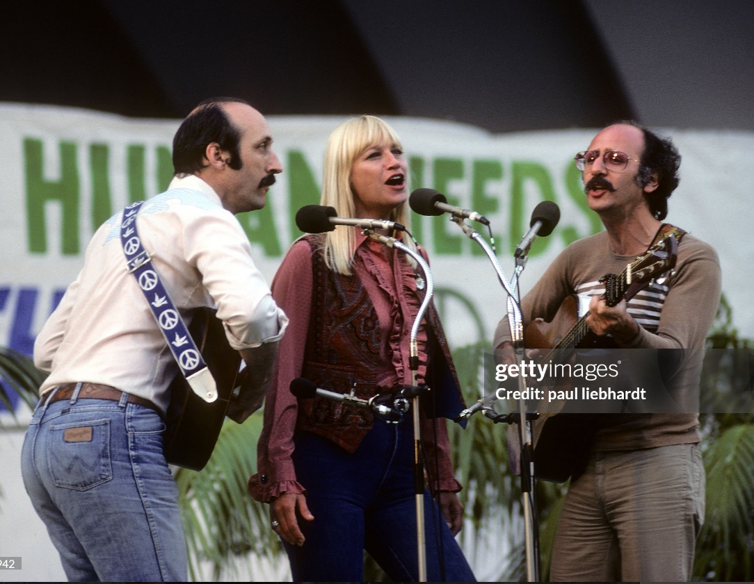 Peter Paul & Mary – Early Morning Rain (1966)